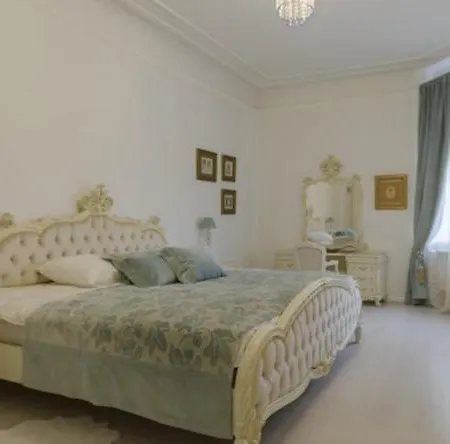 Luxury In דירה